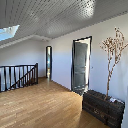 Une Belle Chambre Au Calme Avec Piscine Ormesson-sur-Marne Exteriör bild